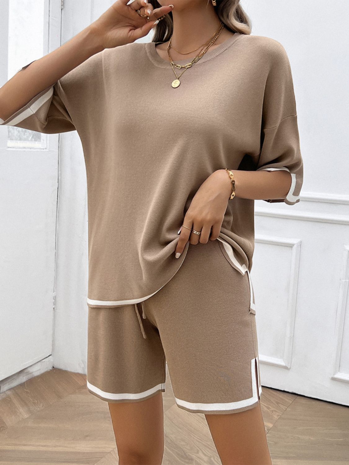 Trim Round Neck Top and Shorts Set